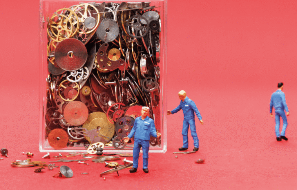 amasol miniature world with pins, and working blue collared men